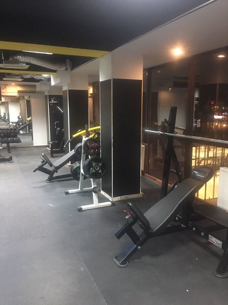 Max Fitness - Club fitness